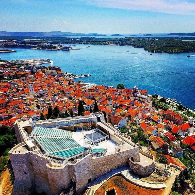 Karmelita'S Place -Studio Šibenik Esterno foto